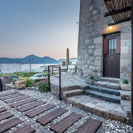 Villa Windmill In Milos Port *
