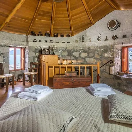 Villa Windmill In Milos Port Adamantas (Milos)